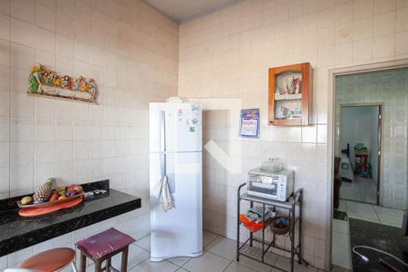 Casa à venda com 285m², 6 quartos e 2 vagas Casa à venda com 285m², 6 quartos e 2 vagasCasa 1 - Cozinha