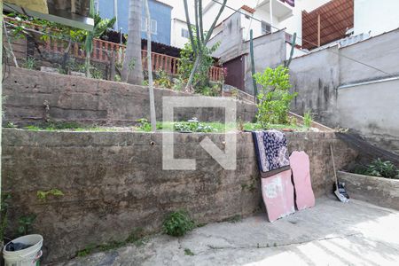 Casa à venda com 285m², 6 quartos e 2 vagas Casa à venda com 285m², 6 quartos e 2 vagasCasa 3 - Quintal