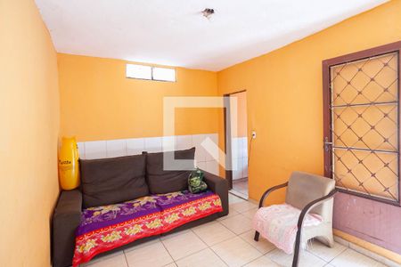 Casa à venda com 285m², 6 quartos e 2 vagas Casa à venda com 285m², 6 quartos e 2 vagasCasa 3 - Sala