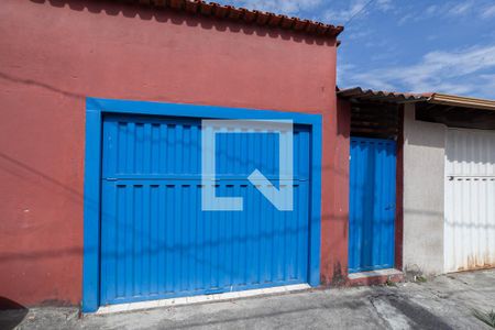 Casa à venda com 285m², 6 quartos e 2 vagas Casa à venda com 285m², 6 quartos e 2 vagasCasa 2 - Fachada