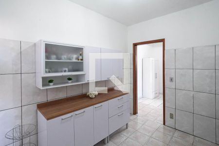 Casa à venda com 285m², 6 quartos e 2 vagas Casa à venda com 285m², 6 quartos e 2 vagasCasa 2 - Cozinha