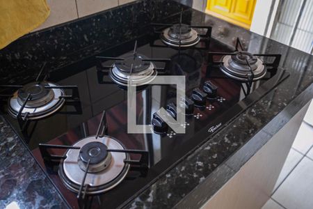 Casa à venda com 285m², 6 quartos e 2 vagas Casa à venda com 285m², 6 quartos e 2 vagasCasa 1 - Cozinha