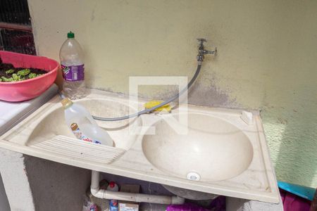 Casa à venda com 285m², 6 quartos e 2 vagas Casa à venda com 285m², 6 quartos e 2 vagasCasa 3 - Área de serviço