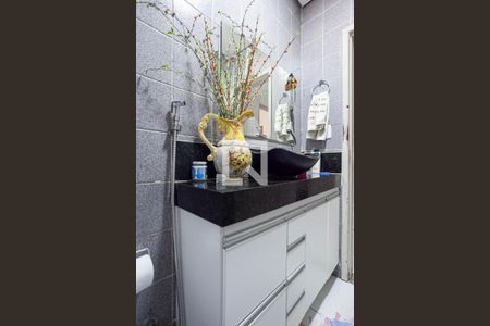 Casa à venda com 285m², 6 quartos e 2 vagas Casa à venda com 285m², 6 quartos e 2 vagasCasa 1 - Banheiro social