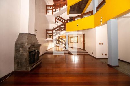 Sala de casa à venda com 5 quartos, 550m² em Jardim Itu, Porto Alegre