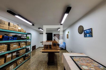 Casa à venda com 585m², 4 quartos e 4 vagasSalão de Festas