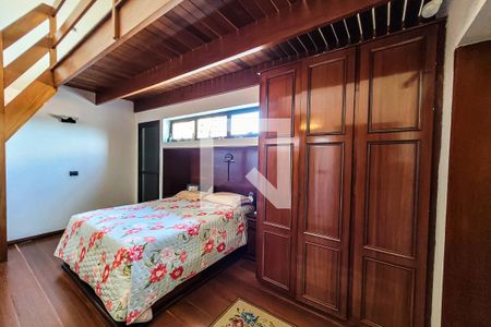 Casa à venda com 585m², 4 quartos e 4 vagasSuíte 4