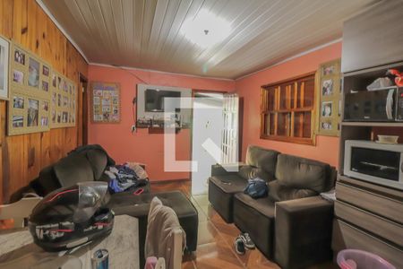 Casa à venda com 140m², 4 quartos e 2 vagasSala