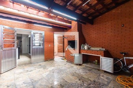 Casa à venda com 224m², 3 quartos e 2 vagasVaranda gourmet