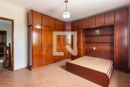 Casa à venda com 224m², 3 quartos e 2 vagasQuarto 1