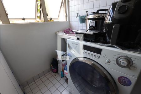 Apartamento para alugar com 52m², 2 quartos e 1 vagaLavanderia