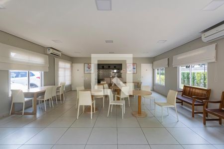 Apartamento para alugar com 70m², 2 quartos e 2 vagasÁrea comum - Salão de festas 2