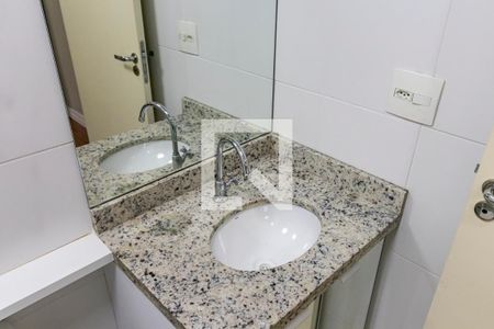 Apartamento para alugar com 70m², 2 quartos e 2 vagasBanheiro da Suíte