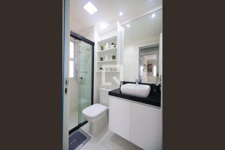 Apartamento à venda com 64m², 2 quartos e 2 vagas Apartamento à venda com 64m², 2 quartos e 2 vagasBanheiro Social