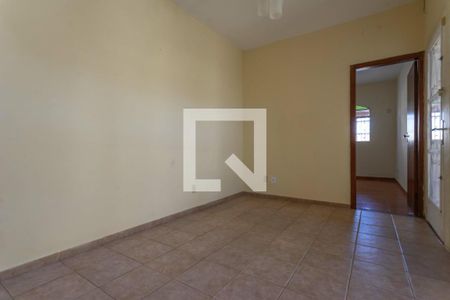 Casa à venda com 271m², 4 quartos e 2 vagas