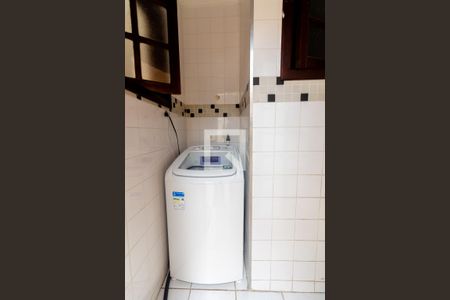Casa à venda com 186m², 3 quartos e 2 vagas Casa à venda com 186m², 3 quartos e 2 vagasÁrea de Serviço