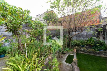 Casa à venda com 405m², 5 quartos e 4 vagas Casa à venda com 405m², 5 quartos e 4 vagasJardim