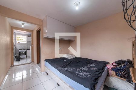 Casa à venda com 405m², 5 quartos e 4 vagas Casa à venda com 405m², 5 quartos e 4 vagasQuarto 1 - Casa 2