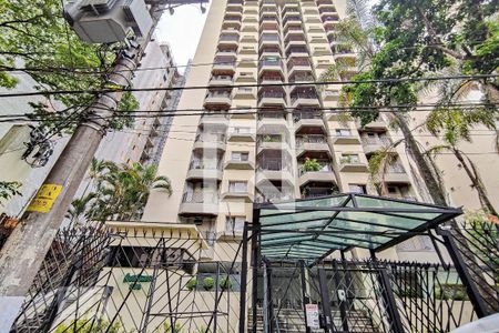 Apartamento à venda com 115m², 3 quartos e 2 vagas Apartamento à venda com 115m², 3 quartos e 2 vagasFachada