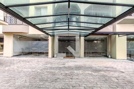 Apartamento à venda com 115m², 3 quartos e 2 vagas Apartamento à venda com 115m², 3 quartos e 2 vagasHall de Entrada