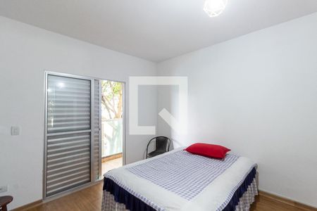 Casa à venda com 195m², 3 quartos e 2 vagasQuarto Suíte