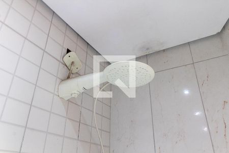 Casa à venda com 195m², 3 quartos e 2 vagasChuveiro