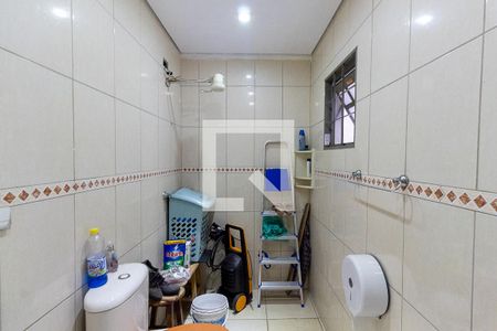 Casa à venda com 195m², 3 quartos e 2 vagasBanheiro 3