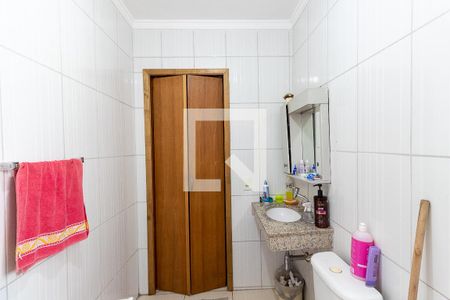 Casa à venda com 195m², 3 quartos e 2 vagasBanheiro 2