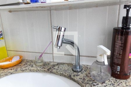 Casa à venda com 195m², 3 quartos e 2 vagasBanheiro - torneira