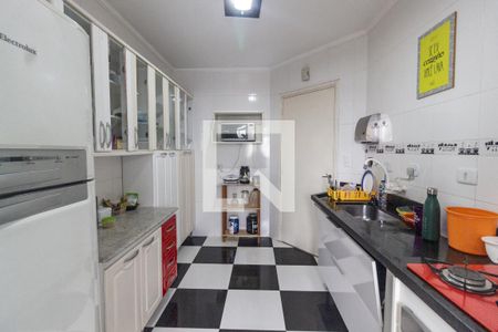 Apartamento à venda com 83m², 3 quartos e 2 vagas Apartamento à venda com 83m², 3 quartos e 2 vagasCozinha