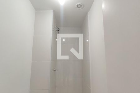 Apartamento à venda com 38m², 2 quartos e sem vaga Apartamento à venda com 38m², 2 quartos e sem vagaBanheiro