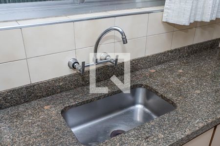 Casa à venda com 235m², 3 quartos e 2 vagasCozinha