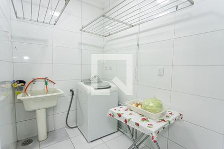 Casa à venda com 235m², 3 quartos e 2 vagasQuintal e área de serviço