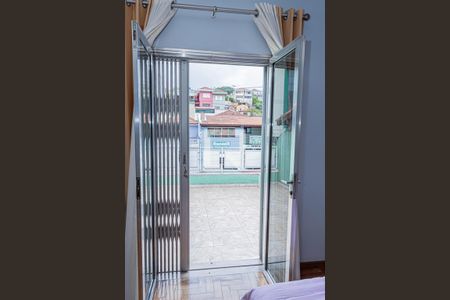 Casa à venda com 235m², 3 quartos e 2 vagasVaranda suite