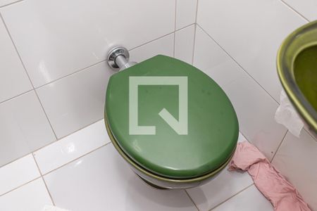 Casa à venda com 235m², 3 quartos e 2 vagasBanheiro de serviço