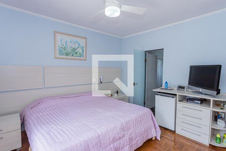 Casa à venda com 235m², 3 quartos e 2 vagasSuite