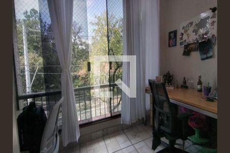 Casa à venda com 256m², 3 quartos e 5 vagas
