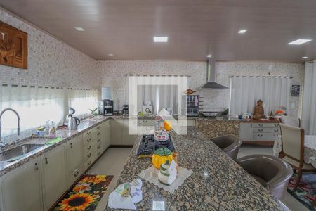 Casa à venda com 93m², 2 quartos e 6 vagasCozinha