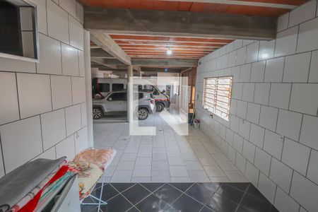 Casa à venda com 93m², 2 quartos e 6 vagasArea de Serviço