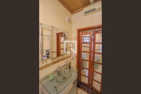 Casa à venda com 93m², 2 quartos e 6 vagasBanheiro 2