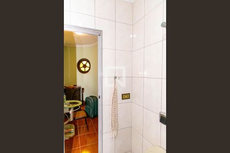 Casa à venda com 200m², 3 quartos e 2 vagas Casa à venda com 200m², 3 quartos e 2 vagasBanheiro da Suíte