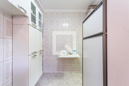 Casa à venda com 240m², 3 quartos e 4 vagas Casa à venda com 240m², 3 quartos e 4 vagasEdicula - Cozinha