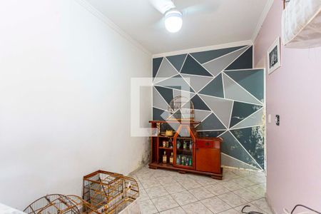 Casa à venda com 240m², 3 quartos e 4 vagas Casa à venda com 240m², 3 quartos e 4 vagasEdicula - Sala