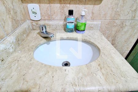 Casa à venda com 220m², 3 quartos e 4 vagasBanheiro da Suíte