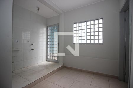 Sala 2 de casa para alugar com 3 quartos, 100m² em Recanto das Emas, Brasília