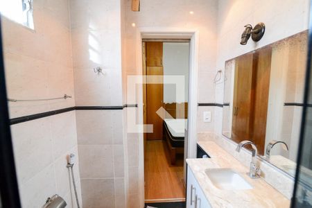 Apartamento à venda com 68m², 2 quartos e sem vagaBanheiro da Suíte