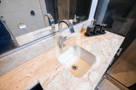 Apartamento à venda com 68m², 2 quartos e sem vagaBanheiro da Suíte