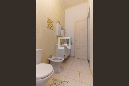 Casa à venda com 634m², 4 quartos e 6 vagas Casa à venda com 634m², 4 quartos e 6 vagasBanheiro 3