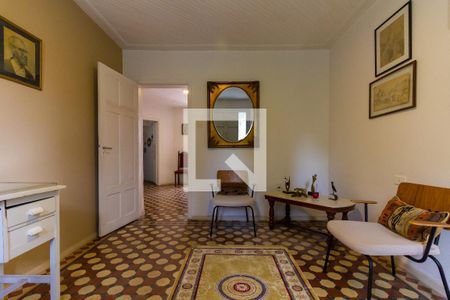 Casa à venda com 634m², 4 quartos e 6 vagas Casa à venda com 634m², 4 quartos e 6 vagasSala 2 piso inferior