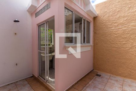 Casa à venda com 634m², 4 quartos e 6 vagas Casa à venda com 634m², 4 quartos e 6 vagasÁrea de Serviço